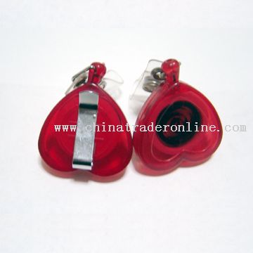 heart shape retractable badge holder from China