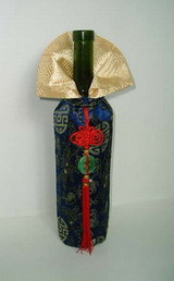 Traditional Chinese cloth style wine carrier with decorations from China