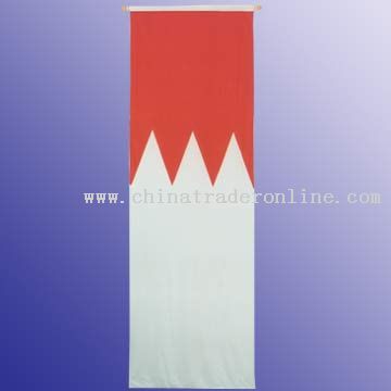 Hang flag 100 x 300 cm high quality knitted polyester with wooden pole, 2 balls, cord from China