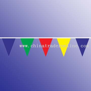 Bunting 30 x 40 cm triangles, PE thickness 80 microns, 2.3 pcs per meter, 45 meters from China