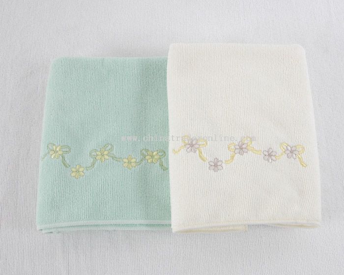 microfiber towel with embroidery from China