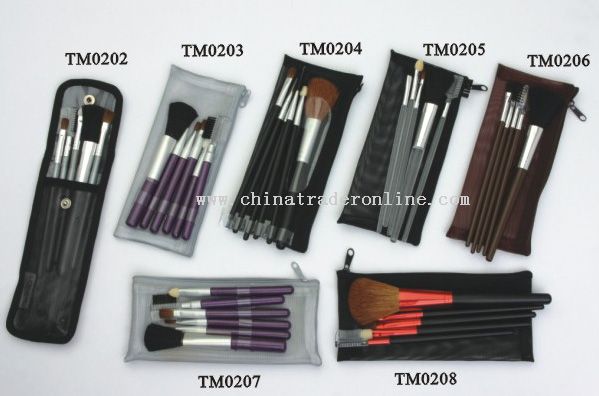 Cosmetic Brushes In Mesh Pouch from China