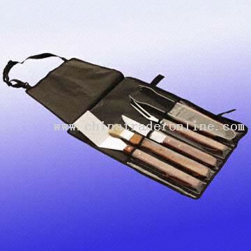 Quality Five-Piece Stainless Steel BBQ Tool Set in Nylon Pouch from China