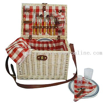 Willow Picnic Basket for 2 Persons