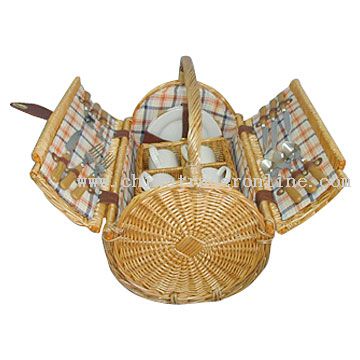 Willow Picnic Basket for 4 Persons from China
