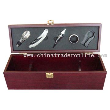 Wine Accessories Gift Set