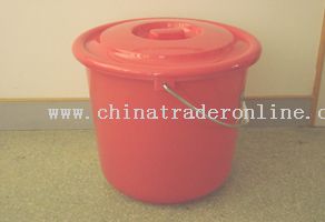 pail with cover from China