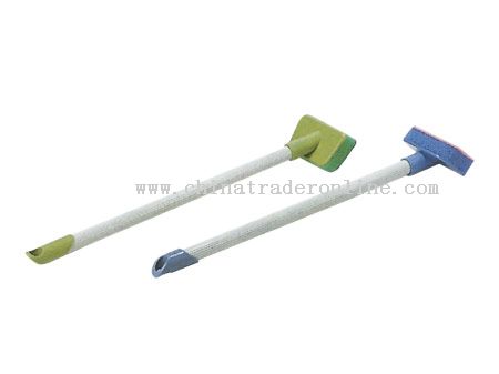 LONG HANDLE BAHROOM SCRUB