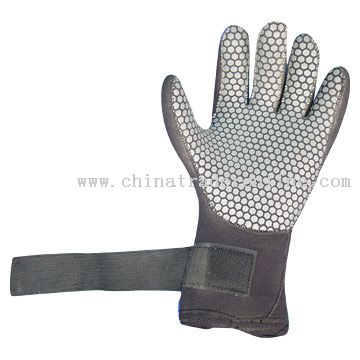 Gloves from China