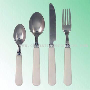 Stainless Steel Cutlery with PP Handle and 1.5mm Thickness
