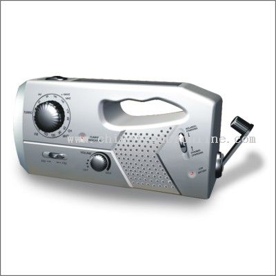 Rechargeable solar/dynamo portable radio