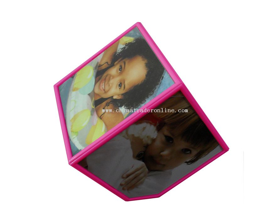 Rotating cube photo frame pink