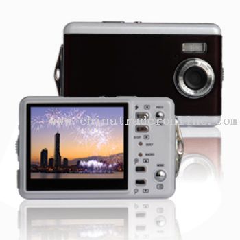 12Megapixels Digital Camera with 2.5 inch LCD