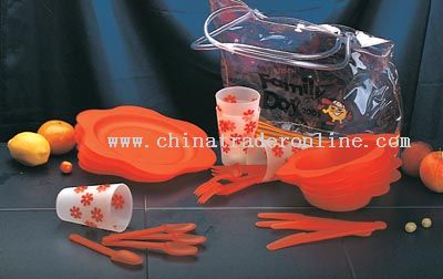 Plastic Picnic Set from China