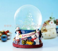 CHRISTMAS SNOW GLOBES