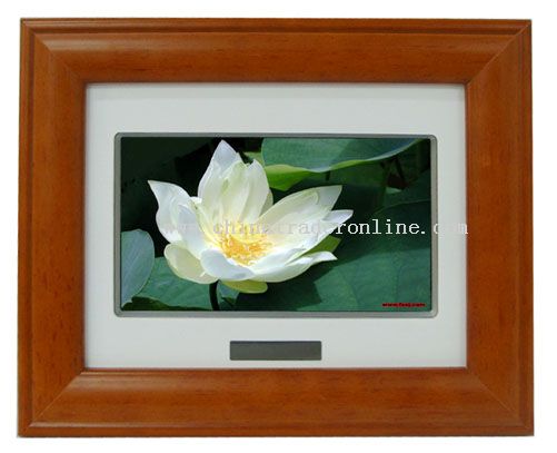 7 Inch TFT Digital Photo Frame with Wood Material