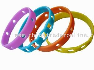 Novel silicone bracelet