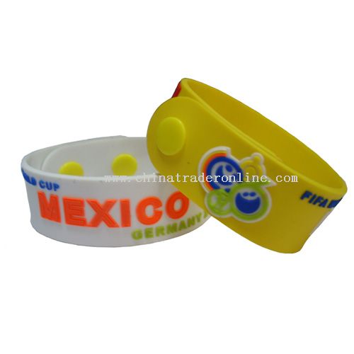 Soft rubber bracelet from China