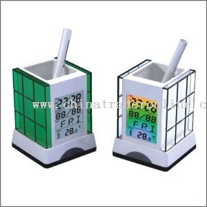 Penholder with 7 color calendar