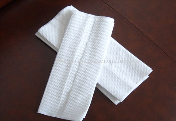 Mixed grade c-fold hand towel