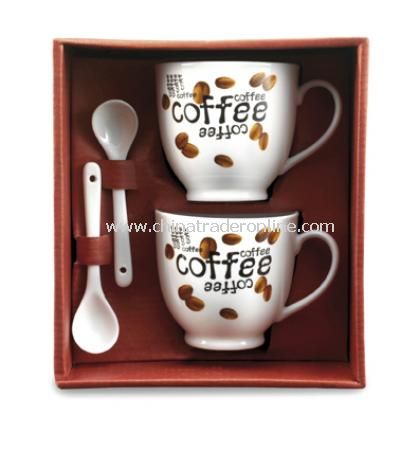 Set of two coffee mugs (0,15 litre) and two spoons in a gift box, 4pc from China