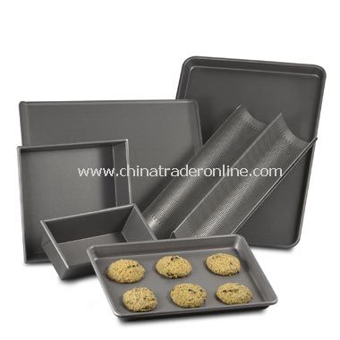 Chicago Metallic Professional Bakeware