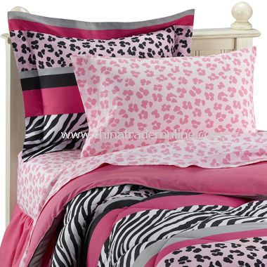 pink animal print bedding. over pink leopard print.