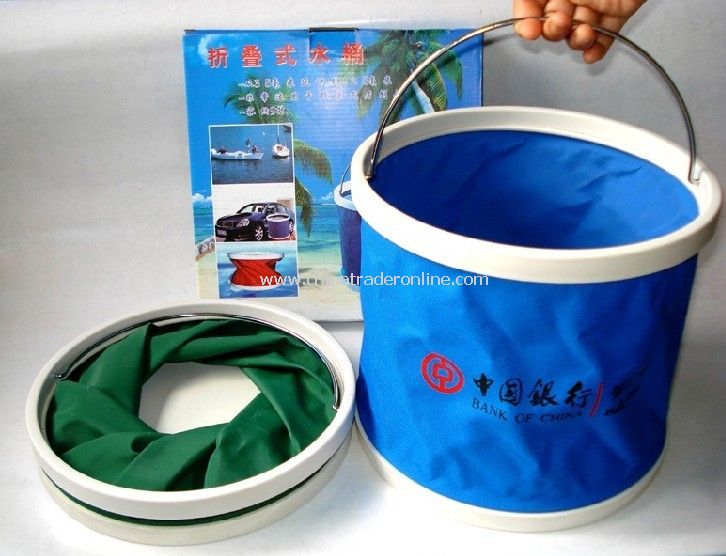 Folding bucket