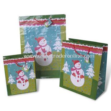 Paper Gift Bags, Available in Christmas Style, Customized Designs are Accepted from China