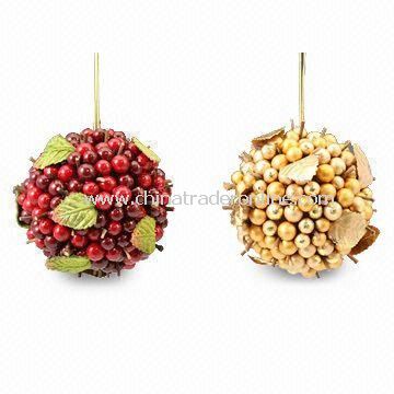 100mm H-berries Ball Ornament with Leaves and Twig