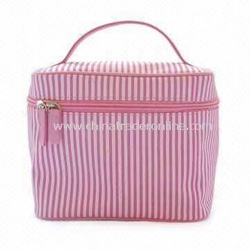 Micro Fiber Cooler Bag with Foam Backing and Zip for Cosmetics and Jewellery Purpose from China