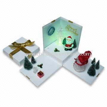 Christmas Gift Box with Color Changing LED Light, Measures 13 x 13 x 15.5cm