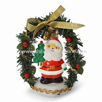 4-inch High USB Color Changing Santa with Wreath, Made of Plastic from China