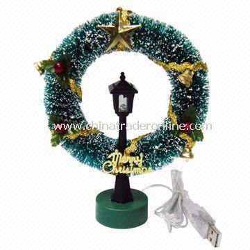 USB Wreath with Street Lamp, Powered by USB