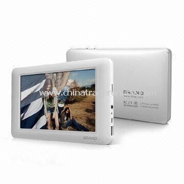 Tablet PC with 16GB TF Card Extension and Built-in 2,800mAh Rechargeable Battery