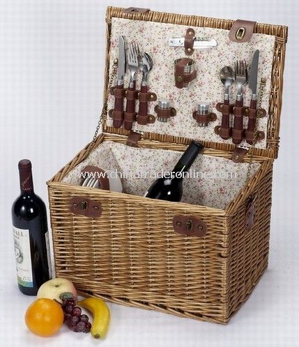 Willow Picnic Hamper for 4 from China