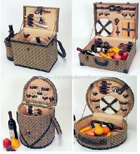 Wooden Picnic Basket for 4 Persons or 2 Persons from China