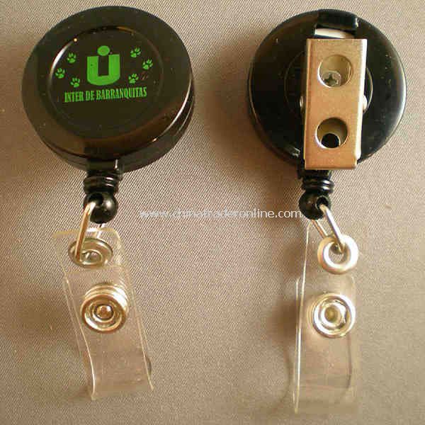 Retractable badge holder with swivel bull dog clip