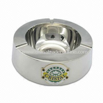 Metal Ashtray with the Fitting of Enamel Plate