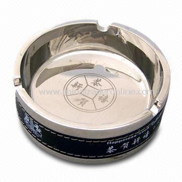 Round Ashtray with Delicate Logo in Different Colors from China