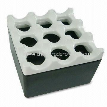 7 x 7 x 4.5cm Windproof Ashtray, Simple to Use, Made of Melamine