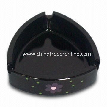 Black Triangular Shape Ashtray Weighing 315g with 107 Top Diameter and 90mm Bottom Diameter