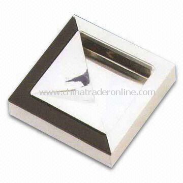 Metal Ashtray in Simple Design, Measures 80 x 80 x 20mm