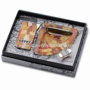 Promotional Ashtray with Lighter, Made of Glass, Fashionable Design from China