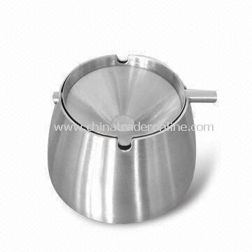 Multfunctional Stainless Steel Ashtray, Measuring 10.5 x 10.5 x 6.5cm