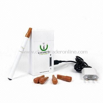 E-cigarette with 1,950mAh Battery Capacity of the Charging Case and USB Charger