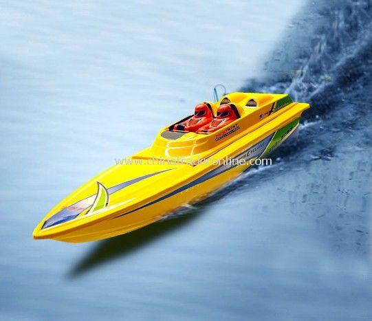 1:16 Electric Super Cyclone RC Racing Speed Boat