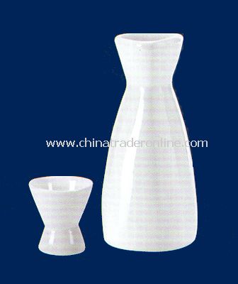 WHITE PORCELAIN WINE POT from China