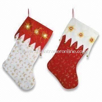 Christmas Socks with Santa Claus, Suitable for Children, Customized Embroideries are Accepted from China