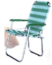 FOLDING CHAIR